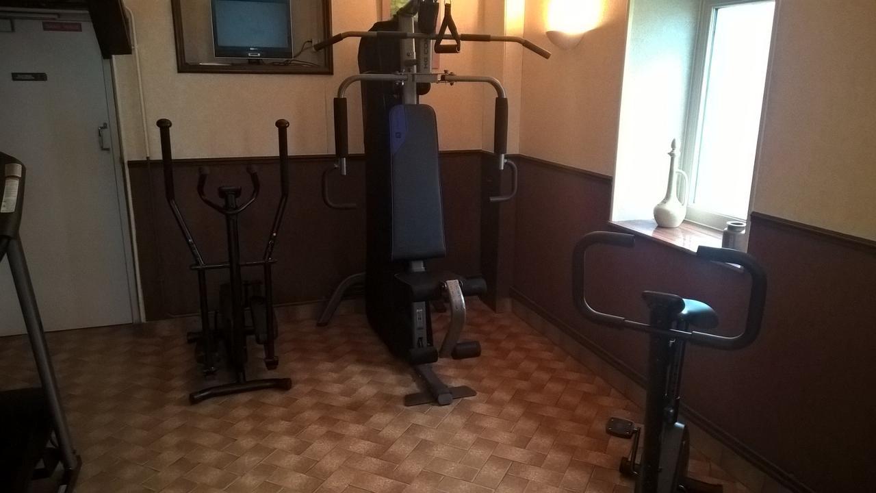 Hotel Du Commerce Tronget エクステリア 写真