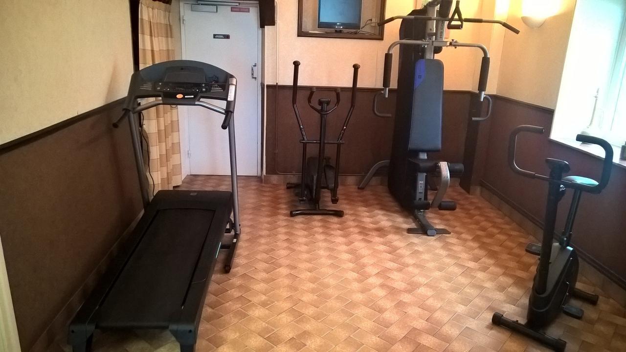 Hotel Du Commerce Tronget エクステリア 写真